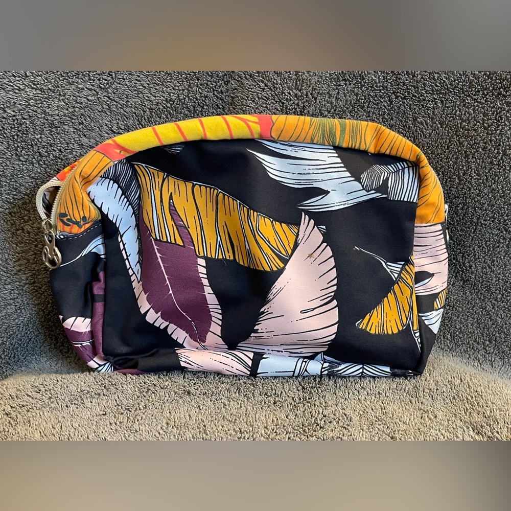 MAAJI Make up bag